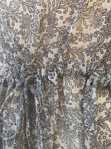 Vackra detaljer och  återvunnet material på denna Kimono från Sissel Edelbo